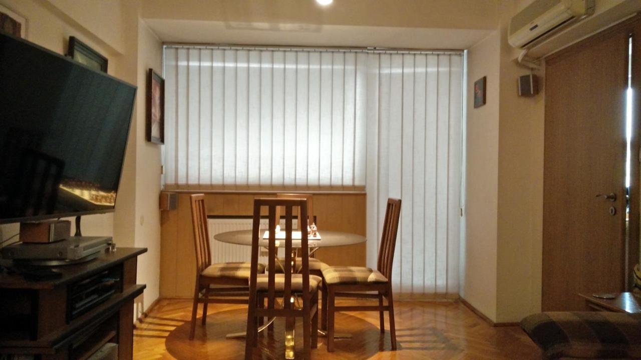 Rompromo Plus Accommodation Бухарест Экстерьер фото