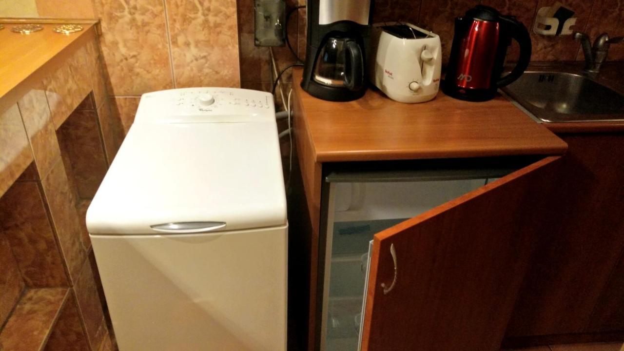 Rompromo Plus Accommodation Бухарест Экстерьер фото