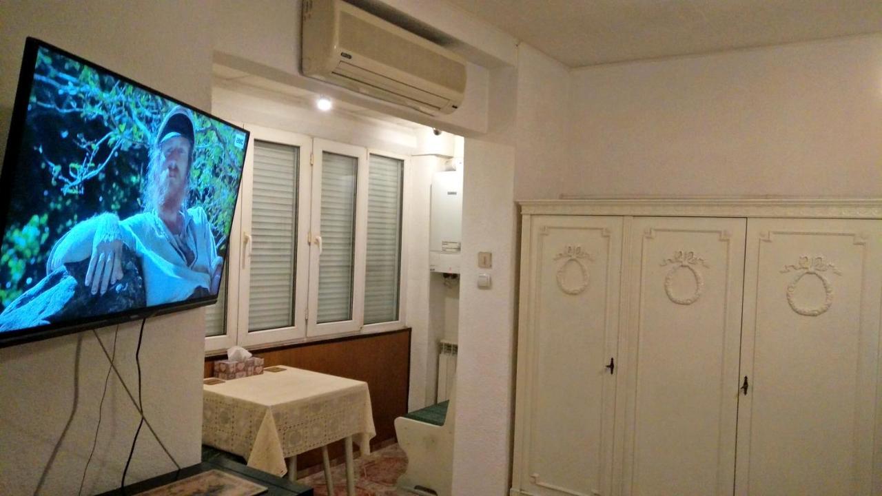 Rompromo Plus Accommodation Бухарест Экстерьер фото