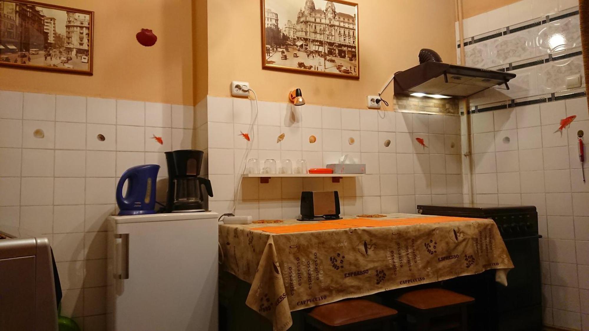 Rompromo Plus Accommodation Бухарест Экстерьер фото