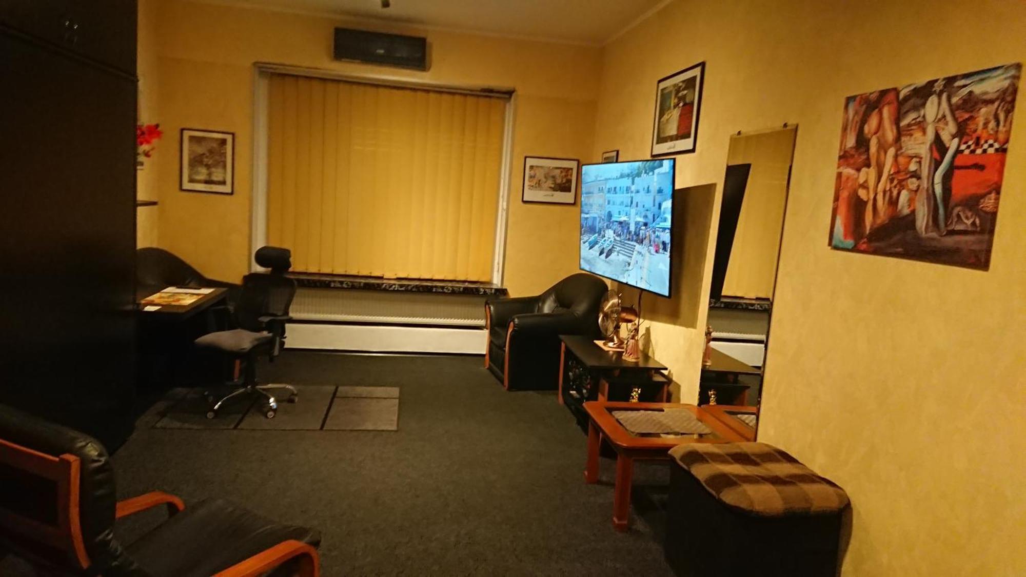Rompromo Plus Accommodation Бухарест Экстерьер фото