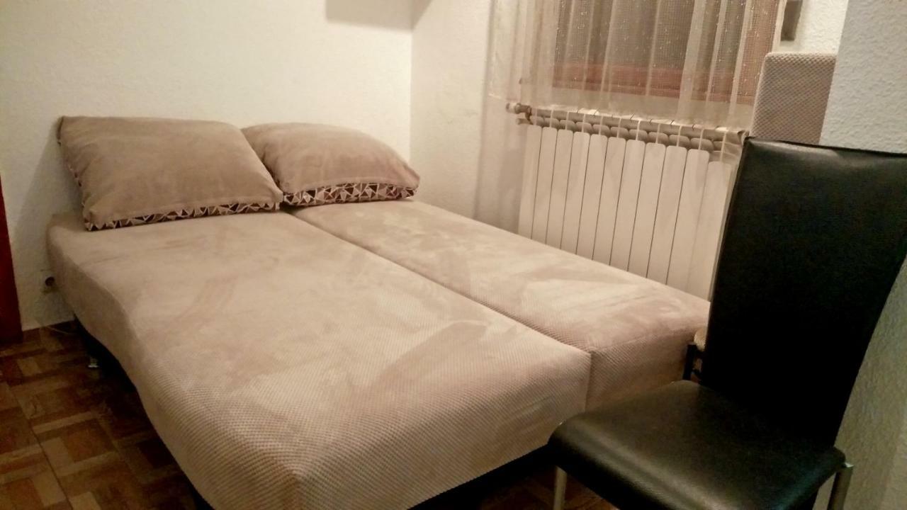 Rompromo Plus Accommodation Бухарест Экстерьер фото